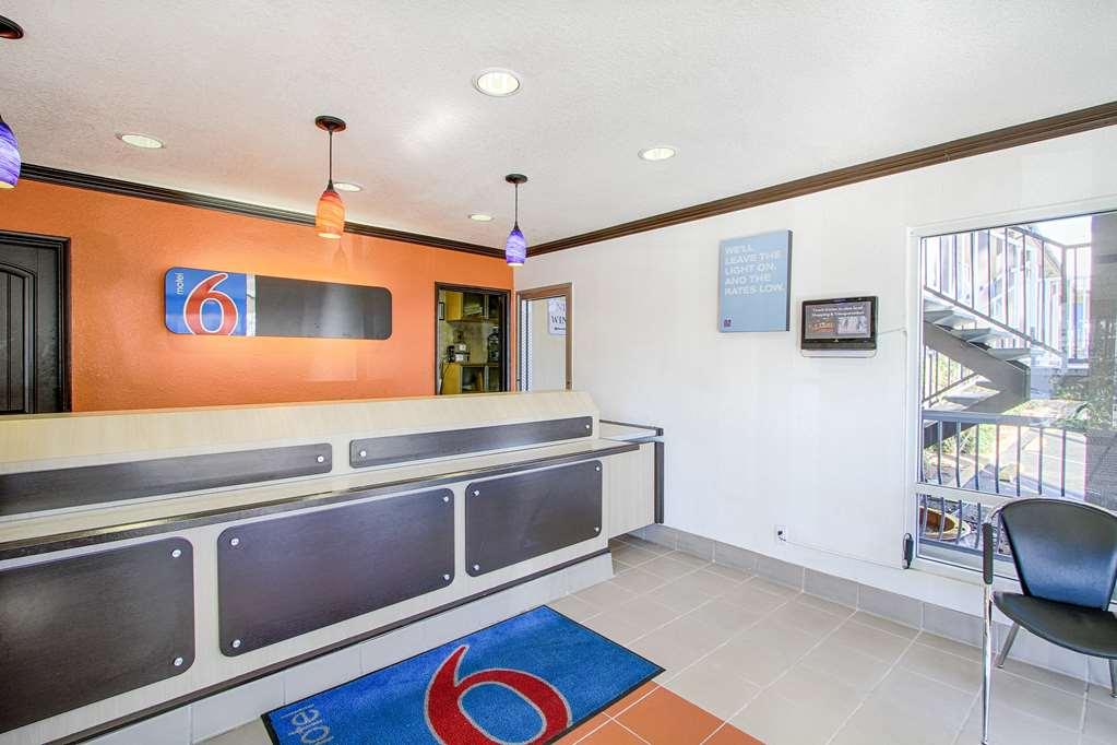 Motel 6 San Diego, Ca Airport Harbor Intérieur photo