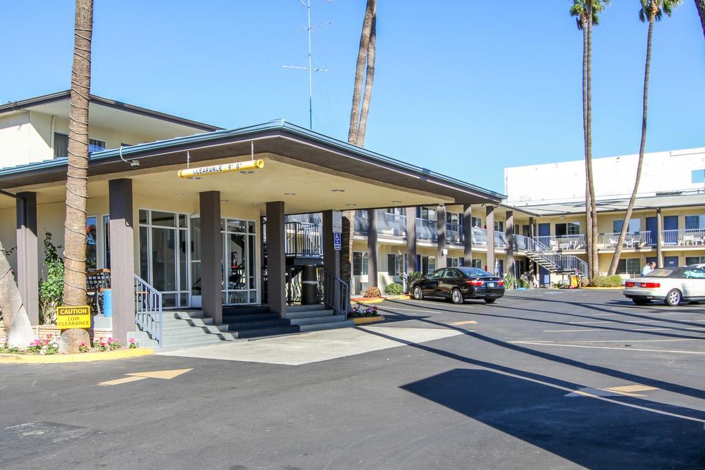 Motel 6 San Diego, Ca Airport Harbor Extérieur photo