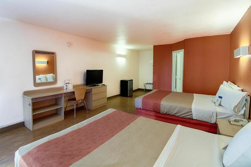 Motel 6 San Diego, Ca Airport Harbor Extérieur photo